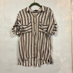 Robert Louis Stripped Black, Tan, and White Button Down Short Sleeve Top